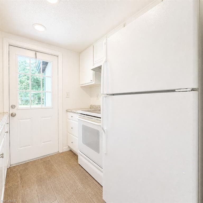 723 Burdick AVE-5