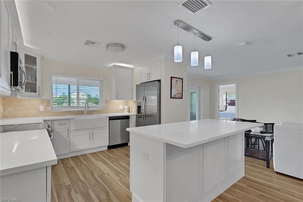 4860 Gary RD-8