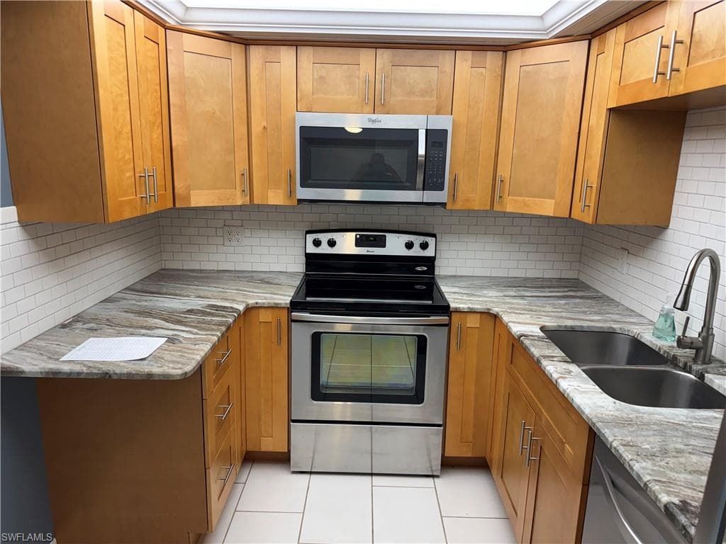 12481 McGregor BLVD 1-12