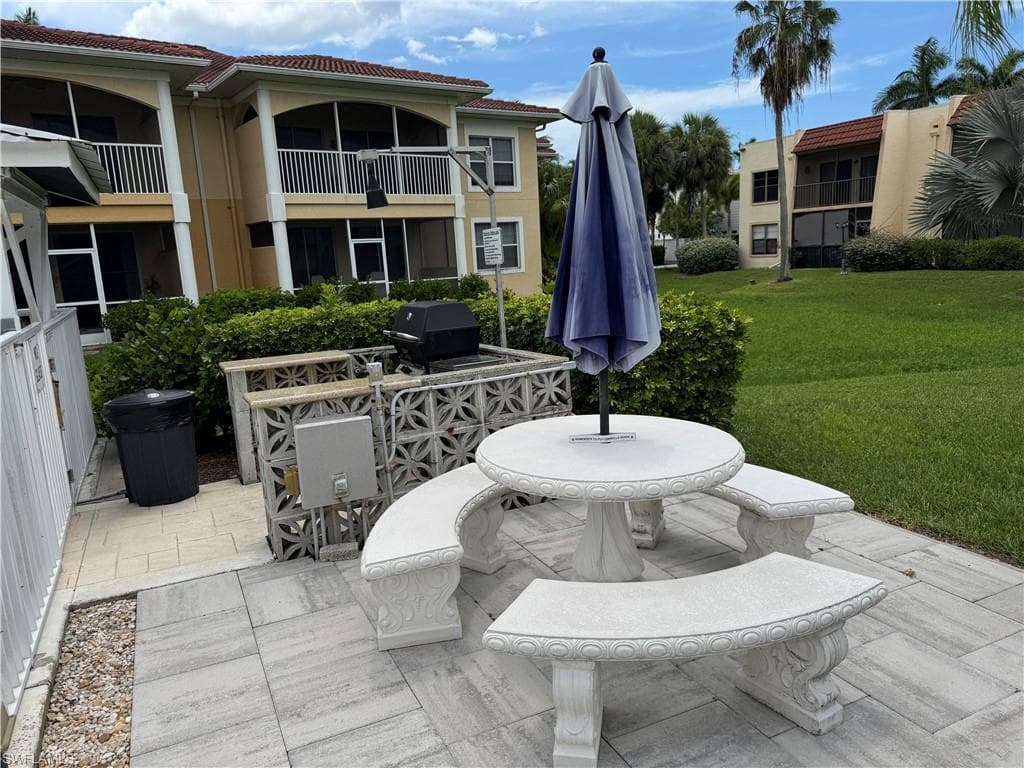 12481 McGregor BLVD 1-3