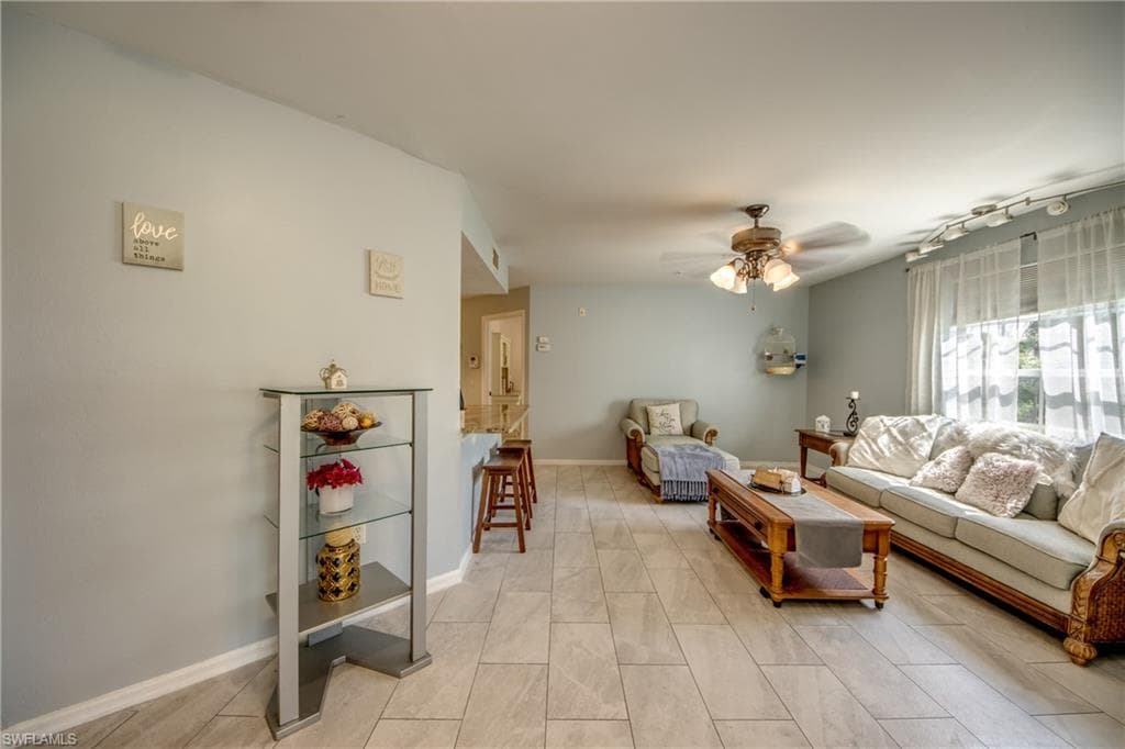 1761 Four Mile Cove PKWY 513-8