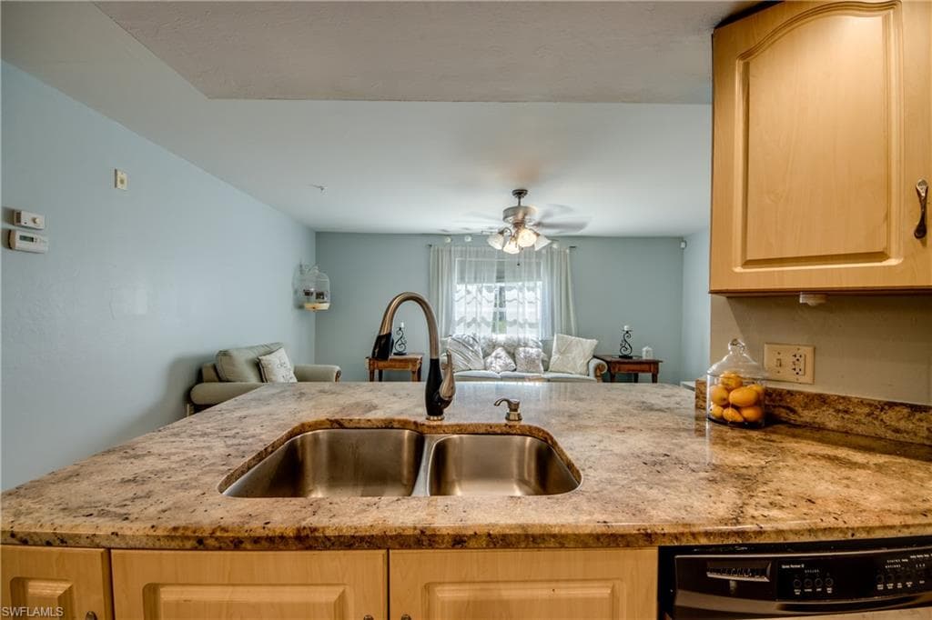 1761 Four Mile Cove PKWY 513-28