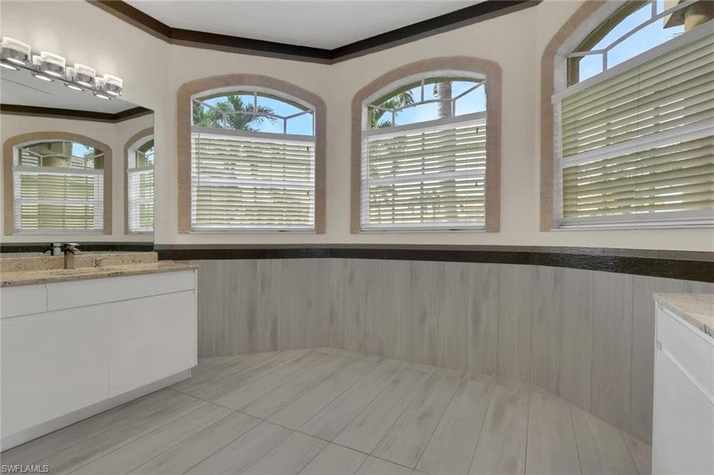 8596 Southwind Bay CIR-19