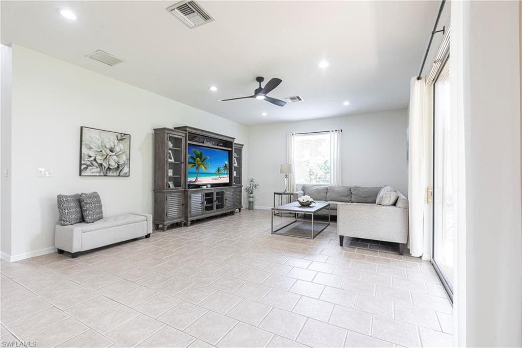 12688 Stone Tower LOOP-7