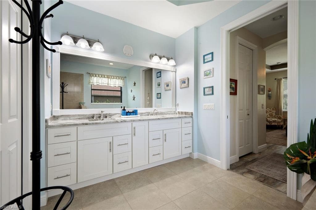 8554 Banyan Bay BLVD-20