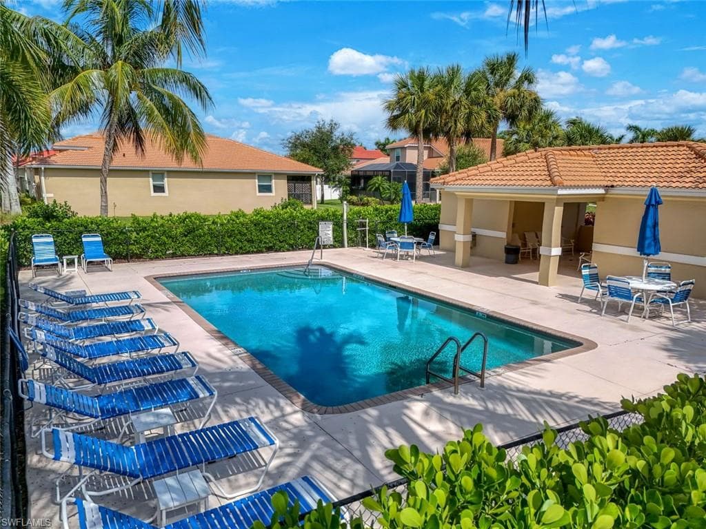 8554 Banyan Bay BLVD-40