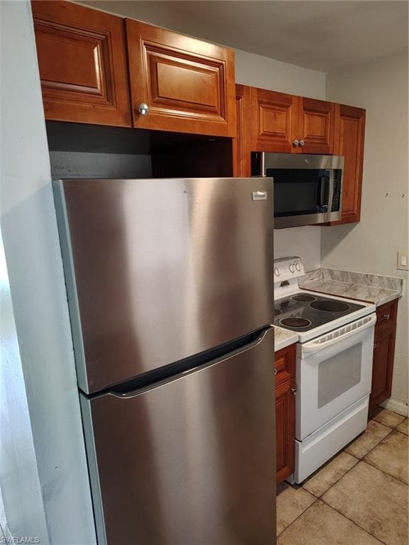 2709 Jackson-4