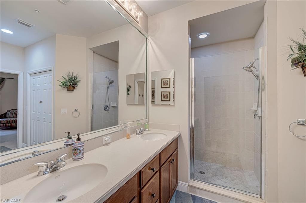 12040 Matera LN 202-20