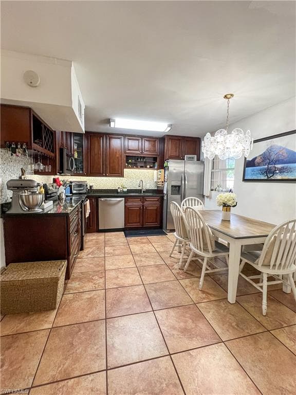1612 Coronado RD-12