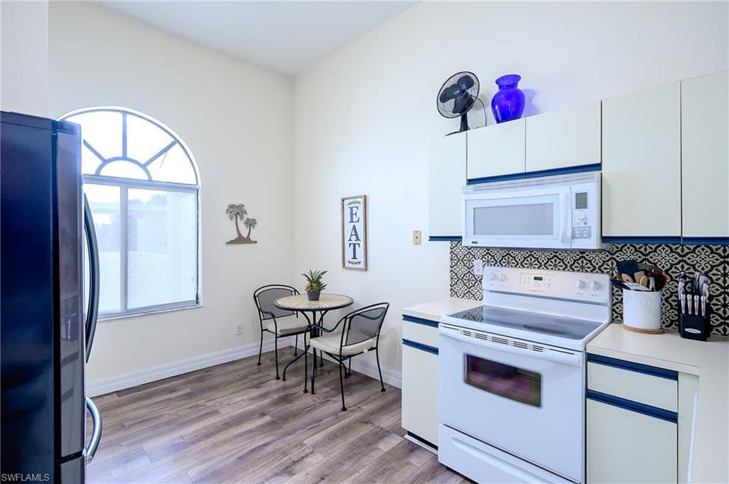 586 Beachwalk CIR O-305-12