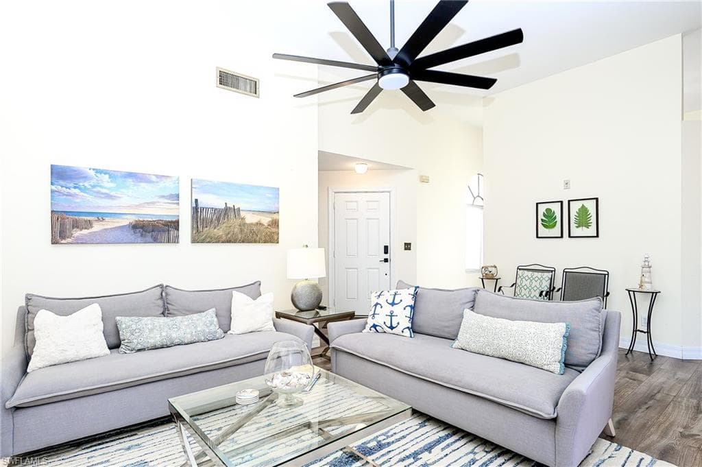 586 Beachwalk CIR O-305-3
