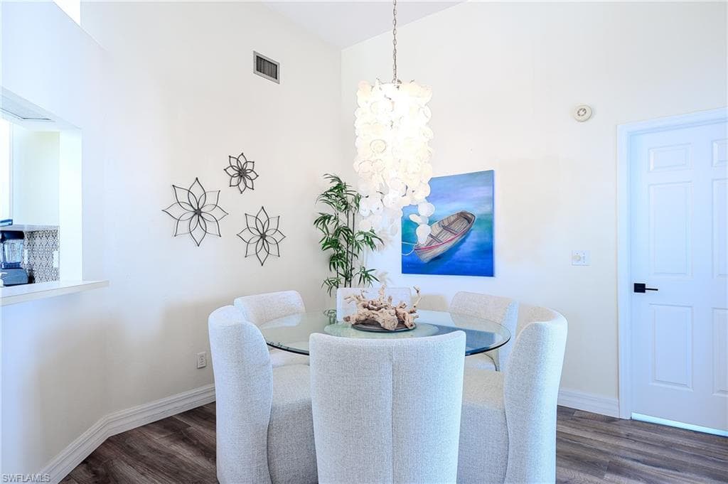 586 Beachwalk CIR O-305-14