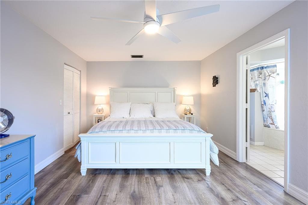 586 Beachwalk CIR O-305-15
