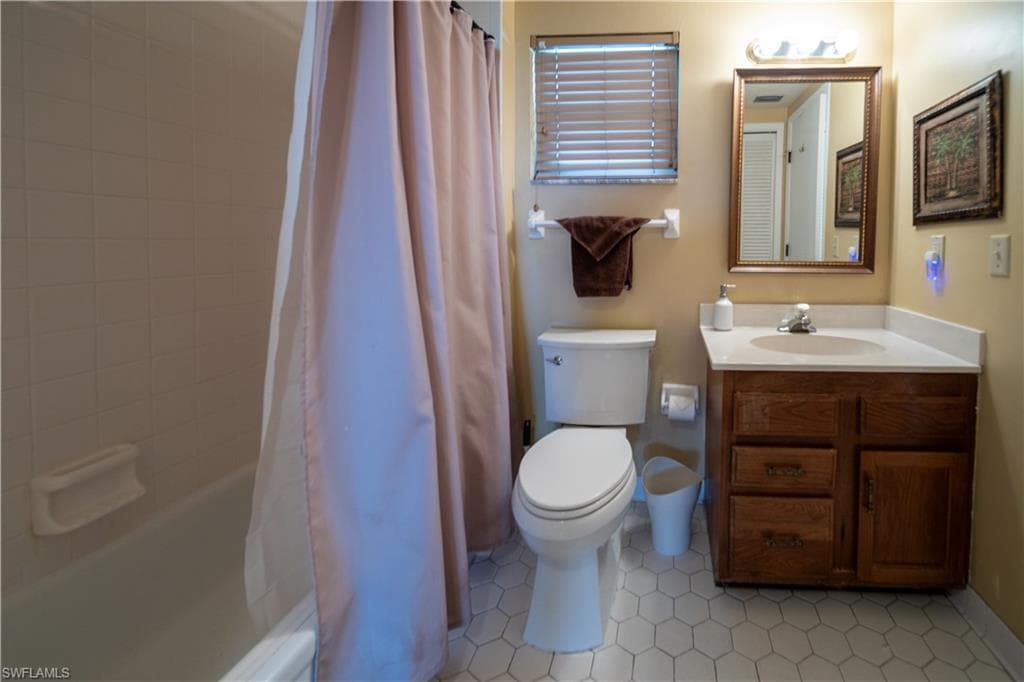 807 River Point DR 304D-12