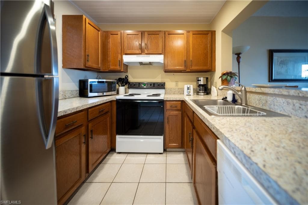 807 River Point DR 304D-5