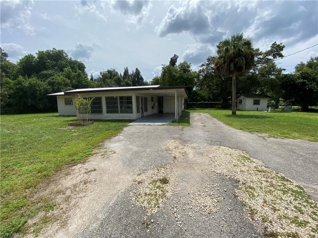 7906 Suncoast DR-27