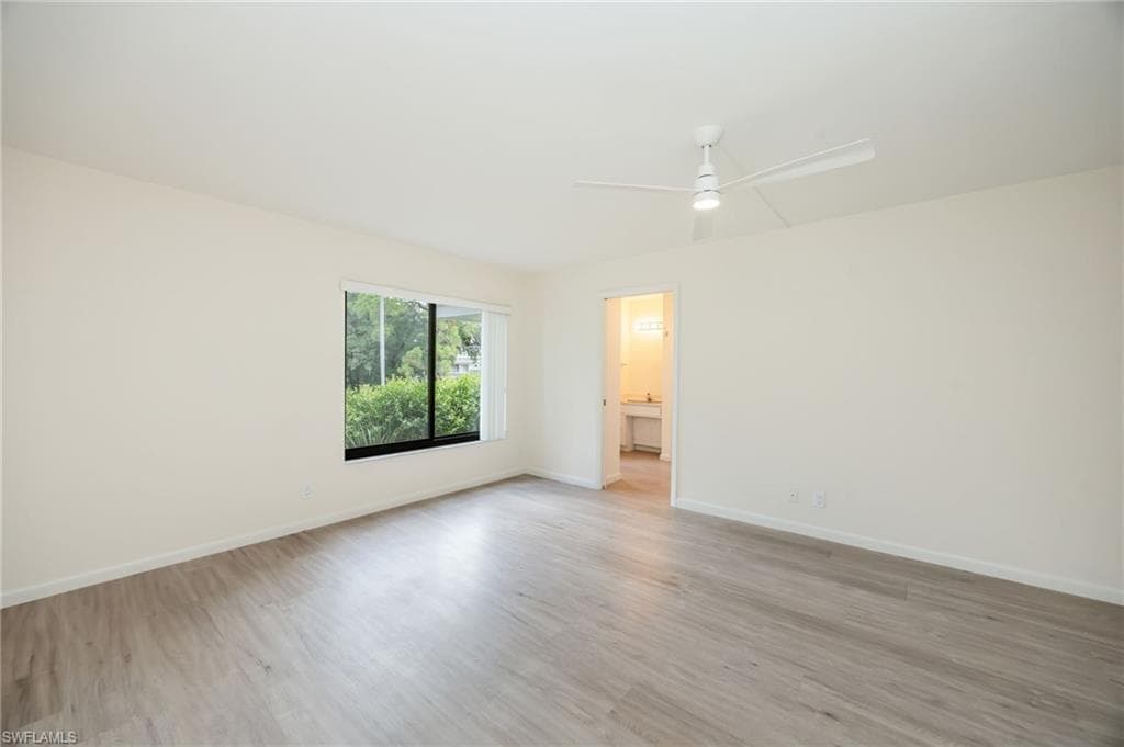 425 Wildwood LN-19