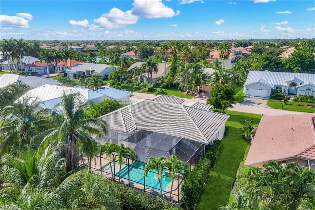 8748 Lake CIR-38