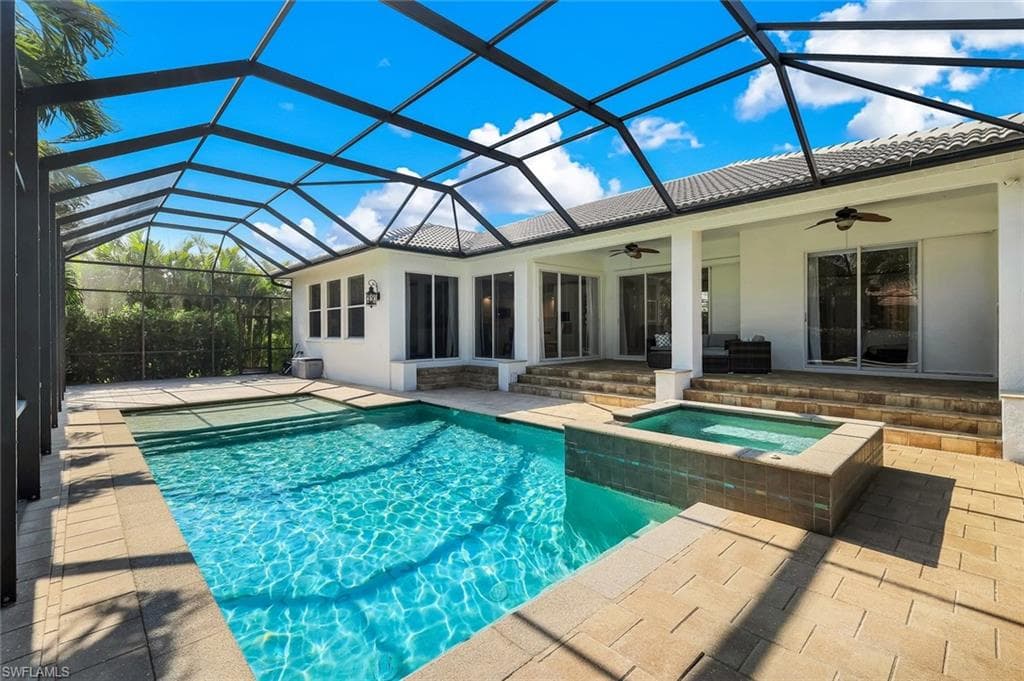8748 Lake CIR-33