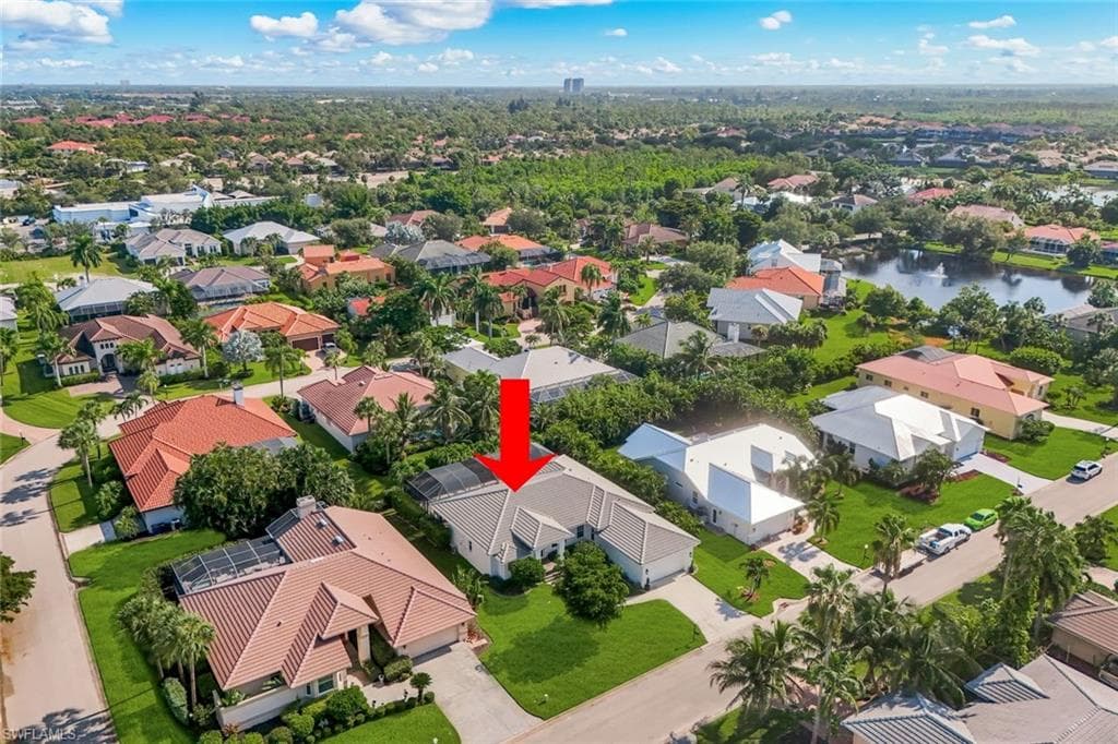 8748 Lake CIR-44