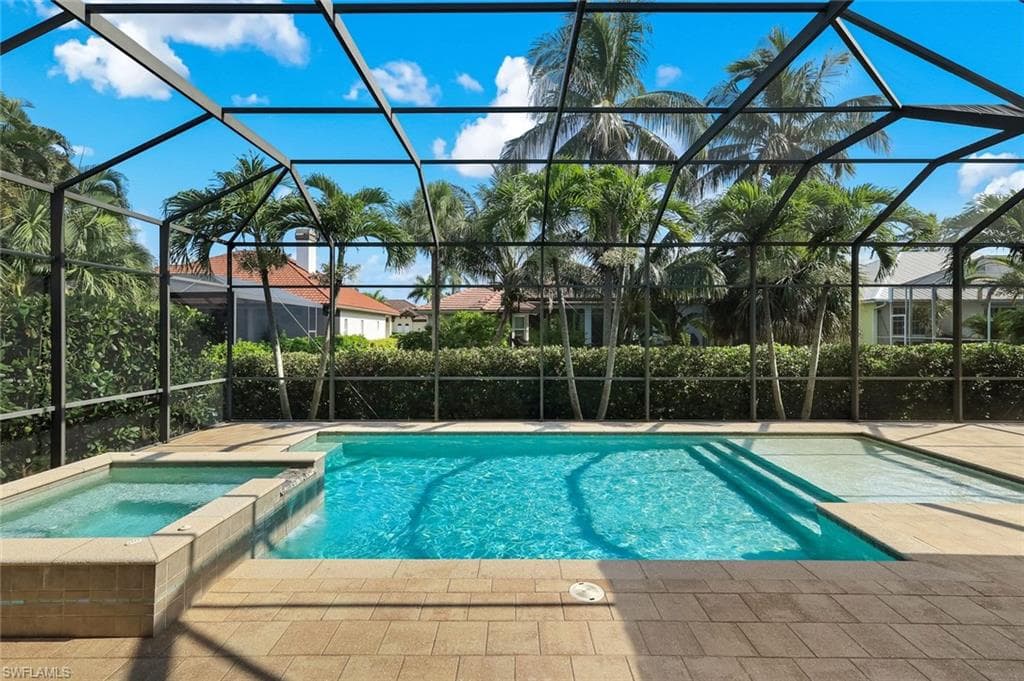 8748 Lake CIR-29
