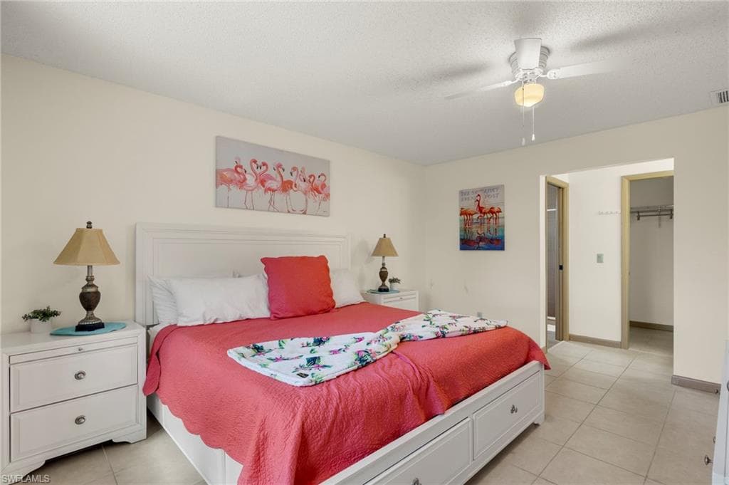 4380 Saint Clair AVE W-12