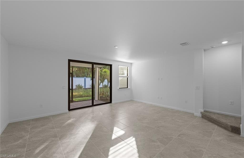 27828 Solis Grande DR-11