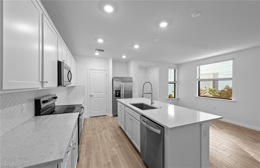 27832 Solis Grande DR-12