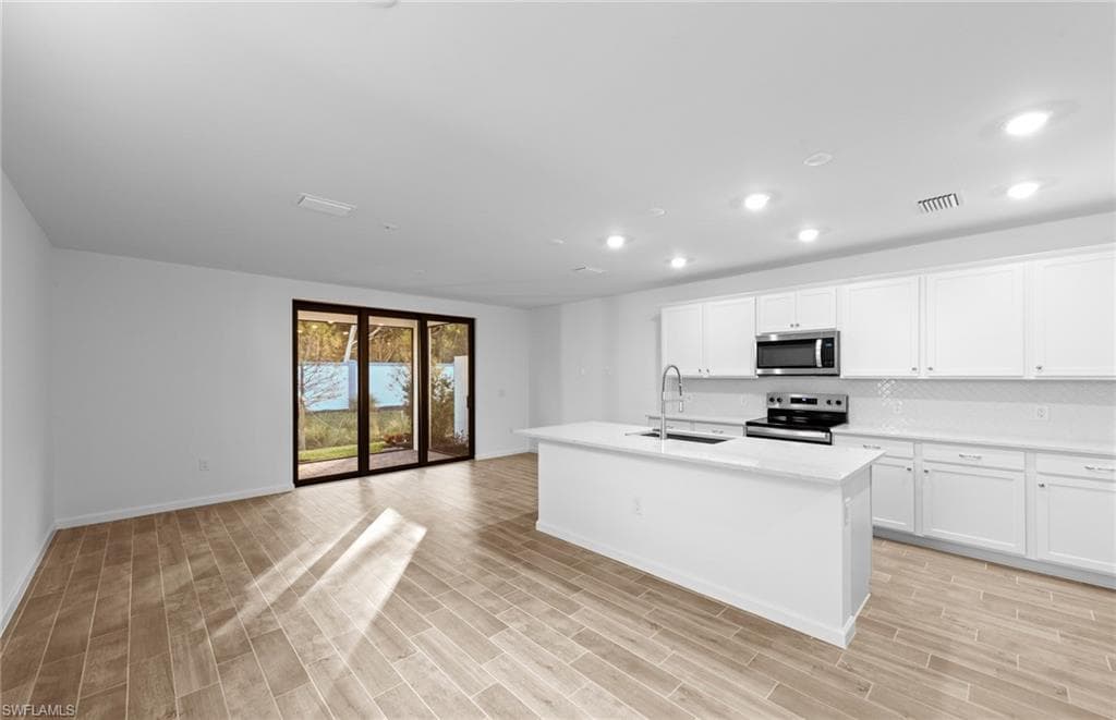 27832 Solis Grande DR-8