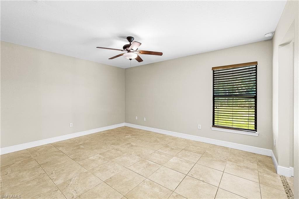 11463 Oakland DR-28