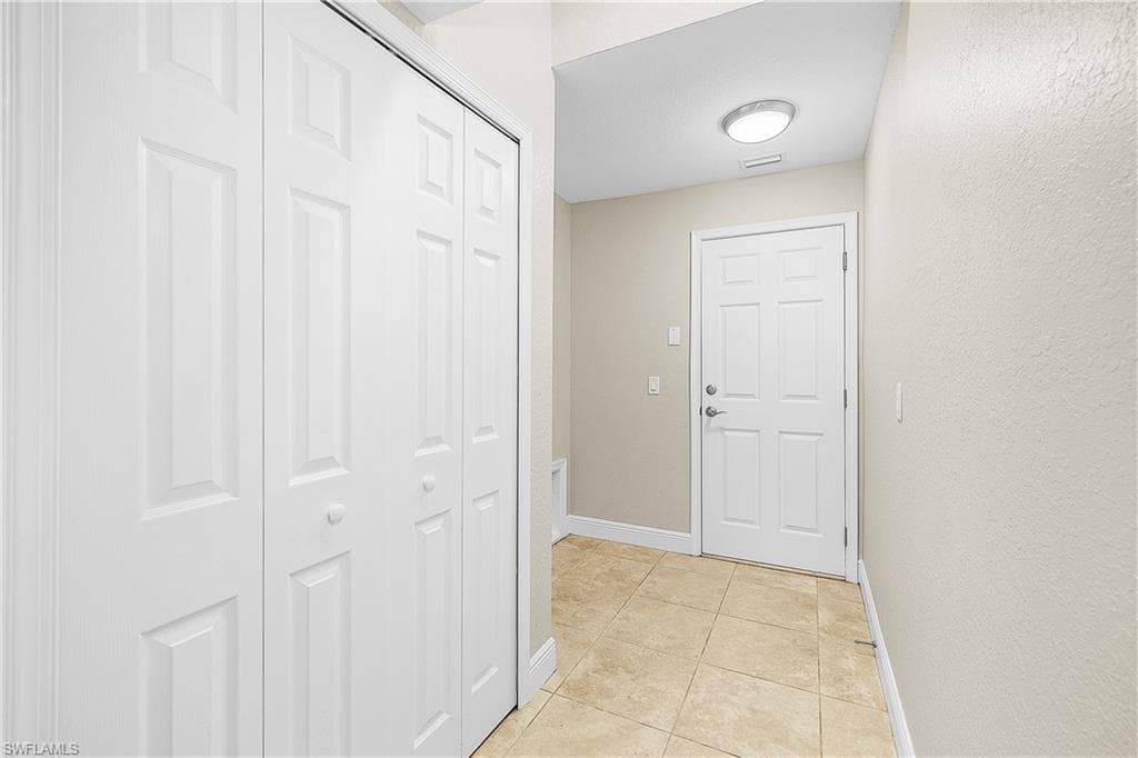11463 Oakland DR-24