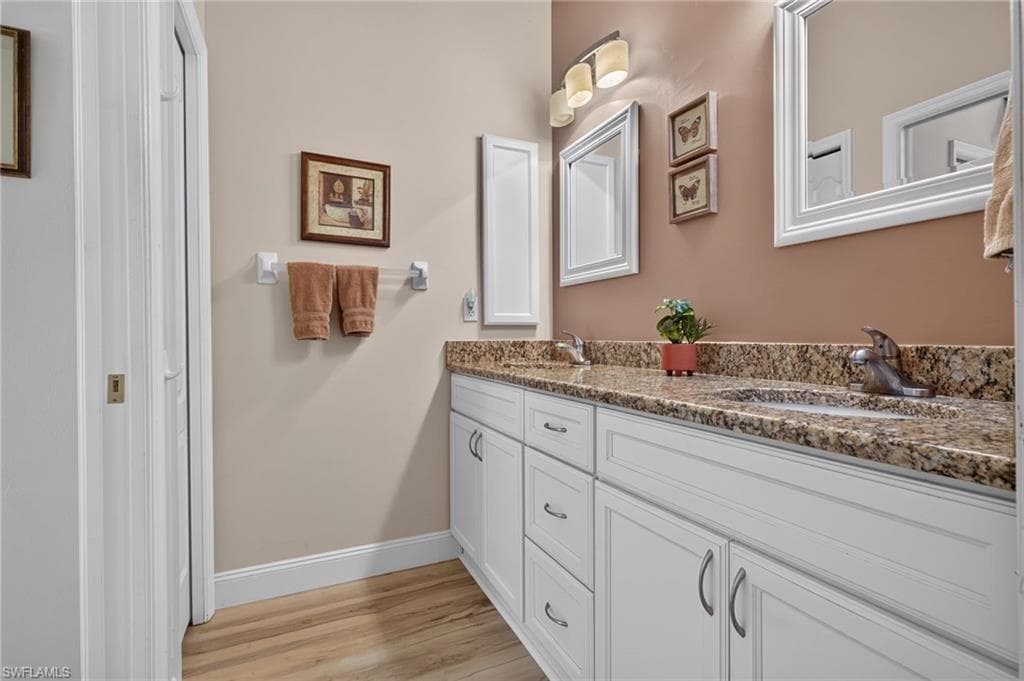 20940 Persimmon PL-17