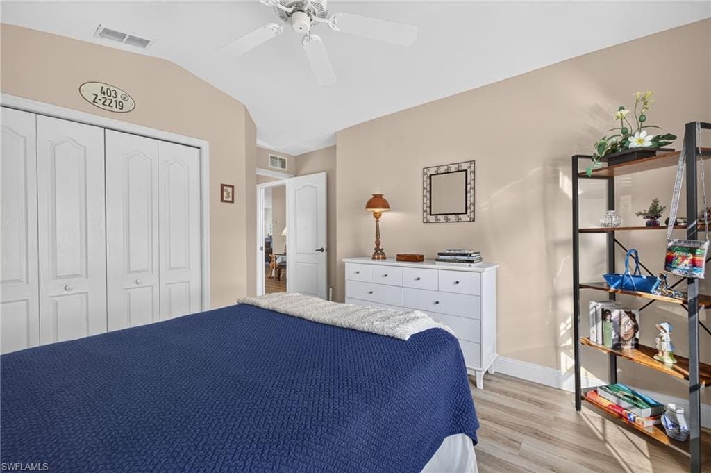 20940 Persimmon PL-20