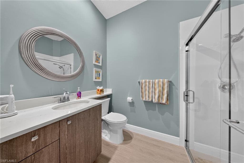3204 Benicia CT-20