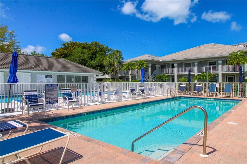 519 Roma CT 3-305-1