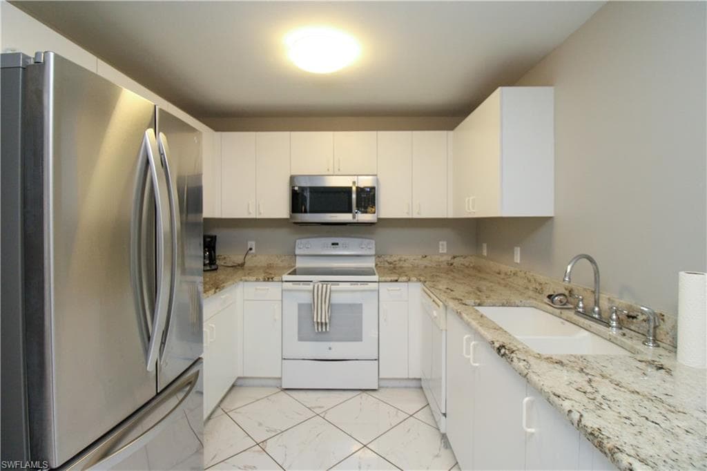 519 Roma CT 3-305-25