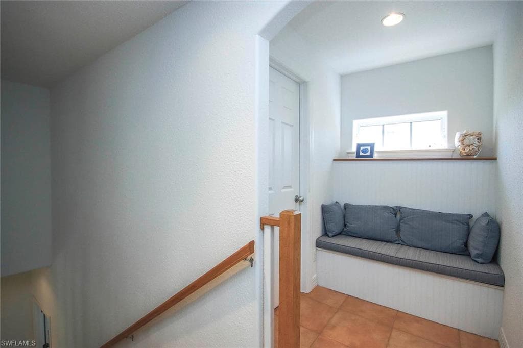 580 Sea Oats DR-36