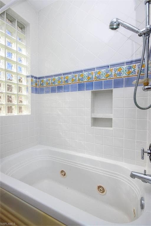 580 Sea Oats DR-20
