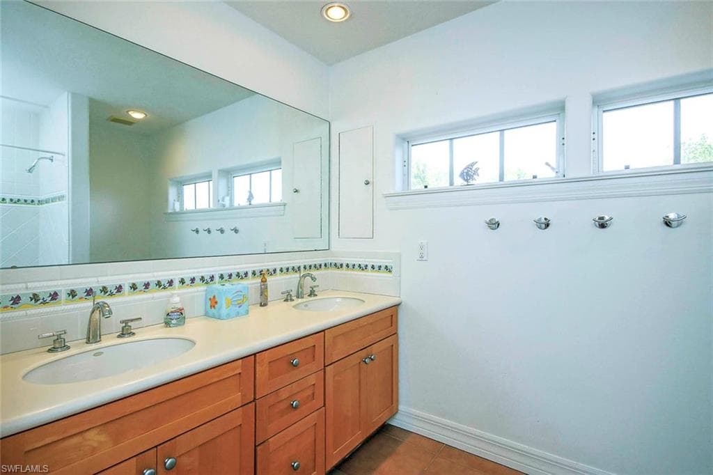 580 Sea Oats DR-30