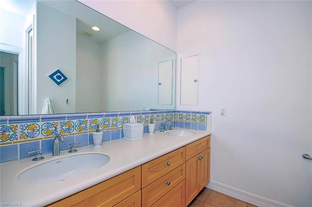 580 Sea Oats DR-21