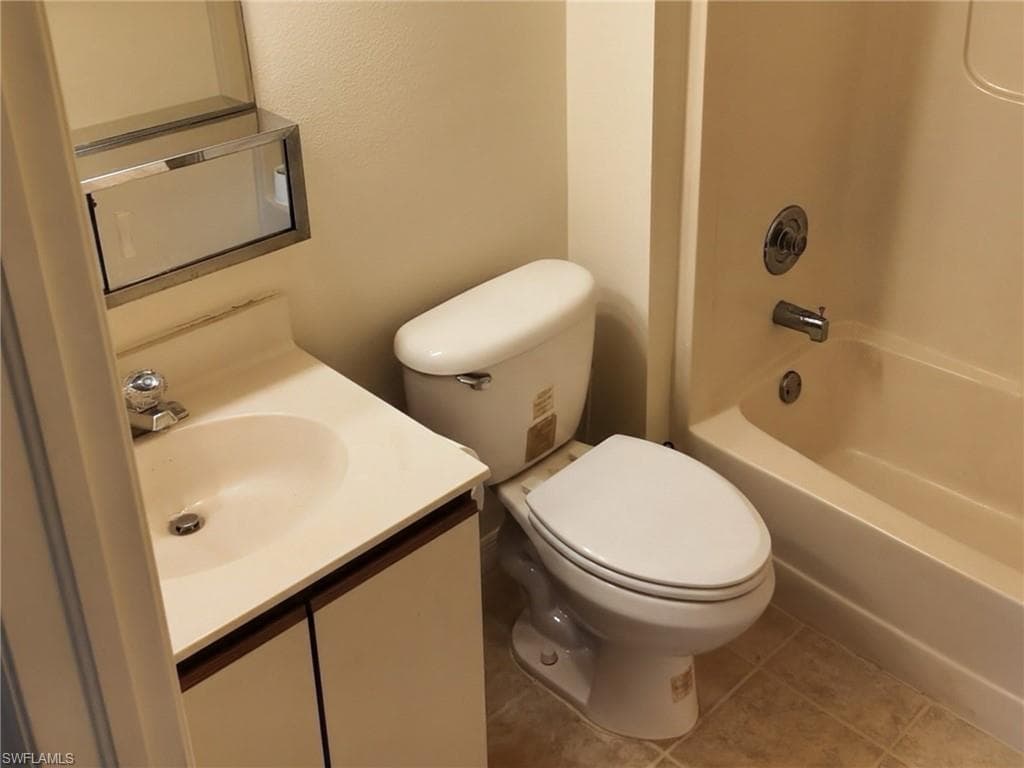 5257 Treetops DR X202-18