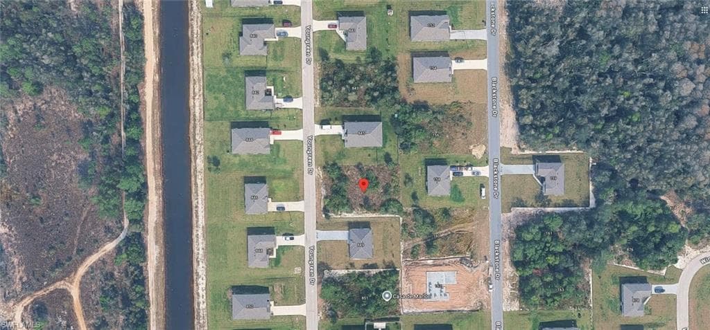847 Youngreen DR-6