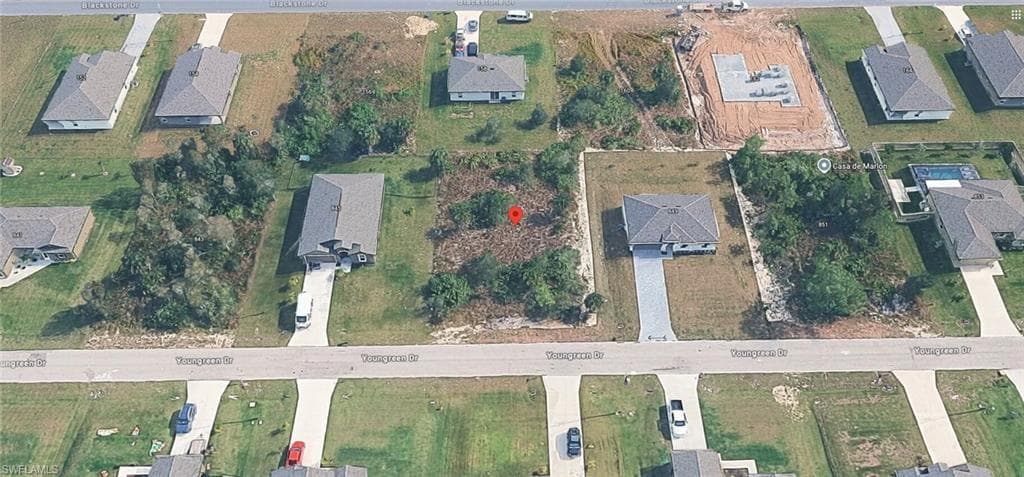 847 Youngreen DR-3