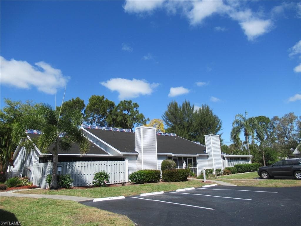 6238 Timberwood CIR 110-1
