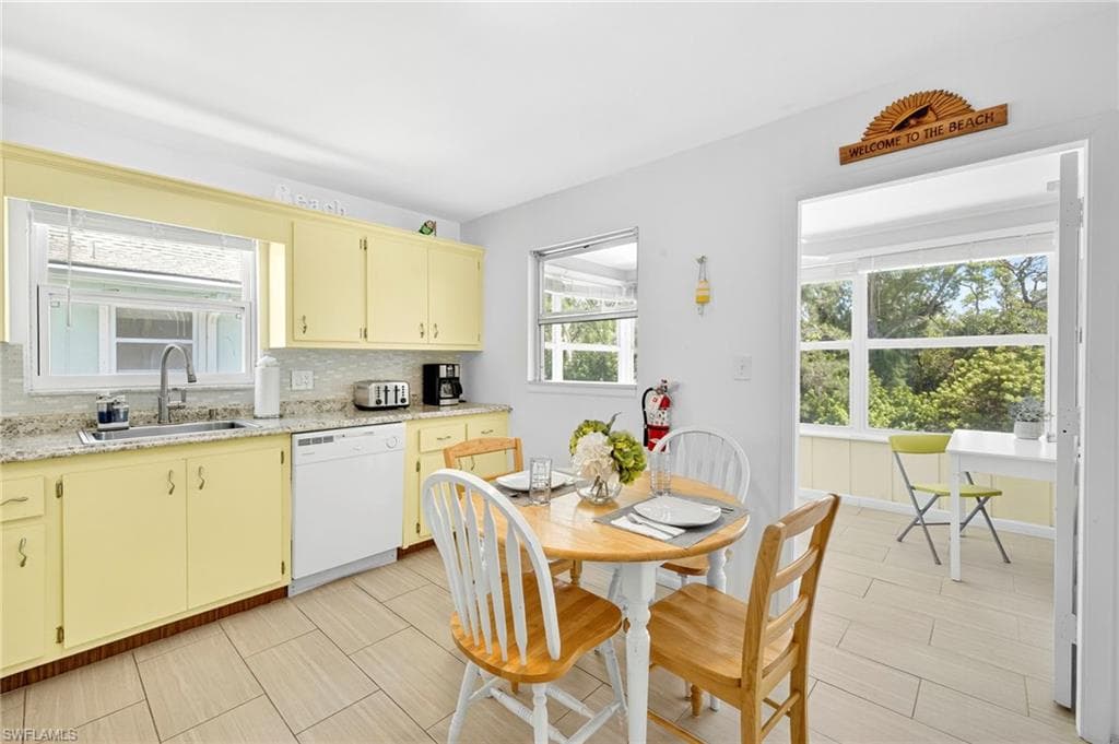 235 Mango ST 235,237-17