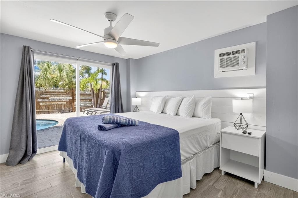 245 Mango ST-40