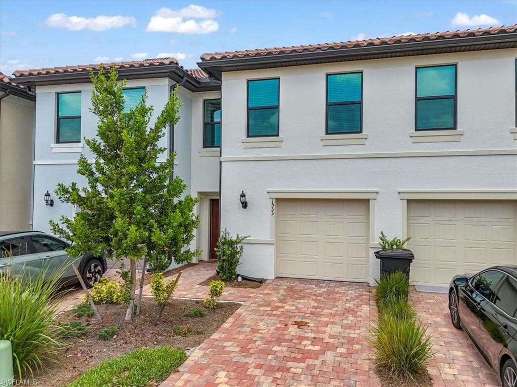 1533 Lake Jessup CIR-2
