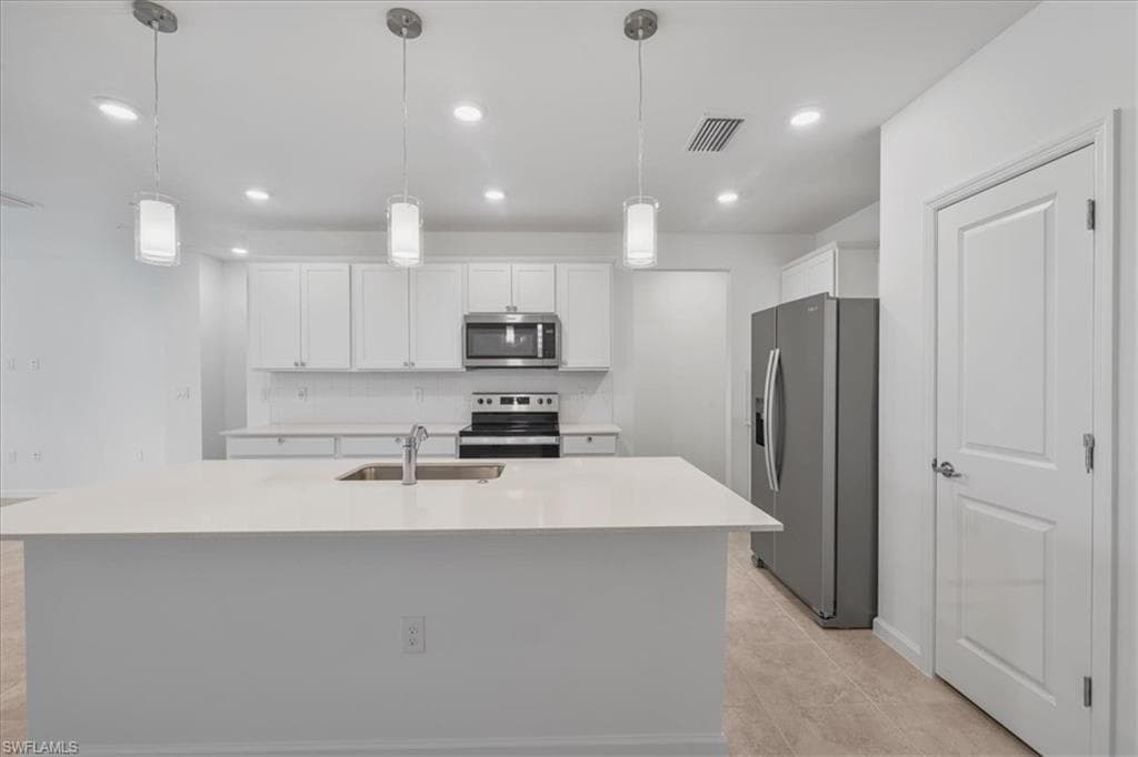 1533 Lake Jessup CIR-13