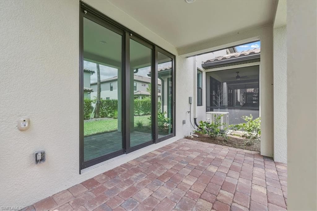 1533 Lake Jessup CIR-25