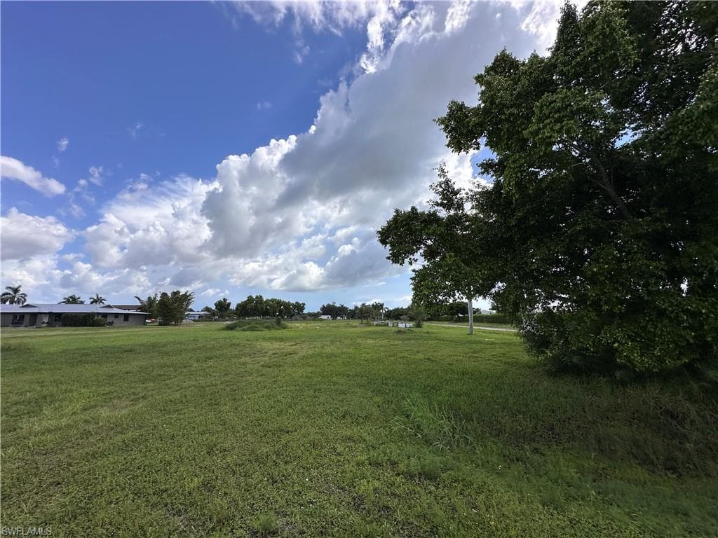 16281 Saddlewood LN-7